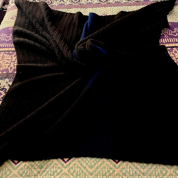 Crochet Blanket - Picture 2 of 3